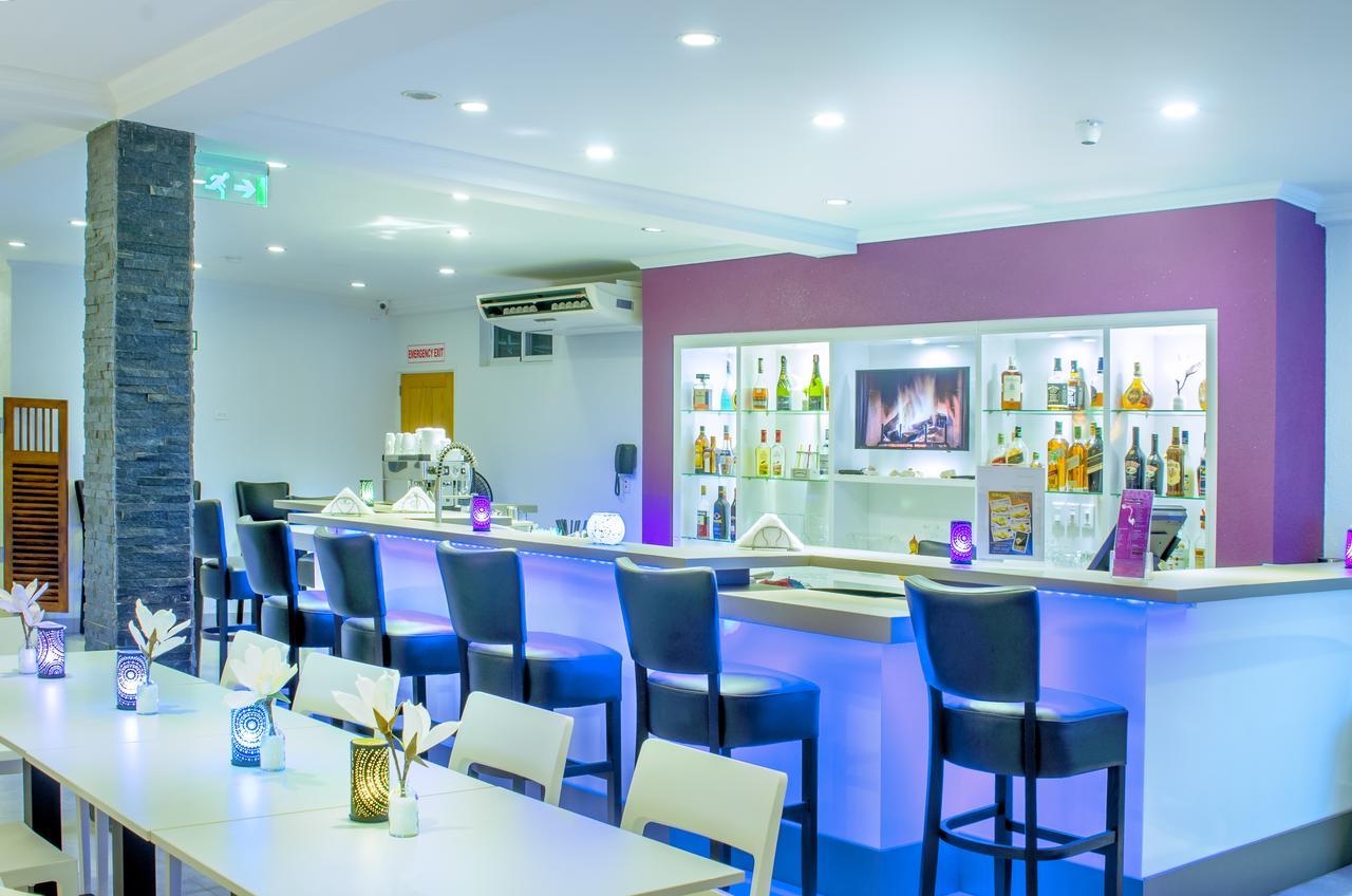 Q-Inn Boutique Hotel باراماريبو المظهر الخارجي الصورة