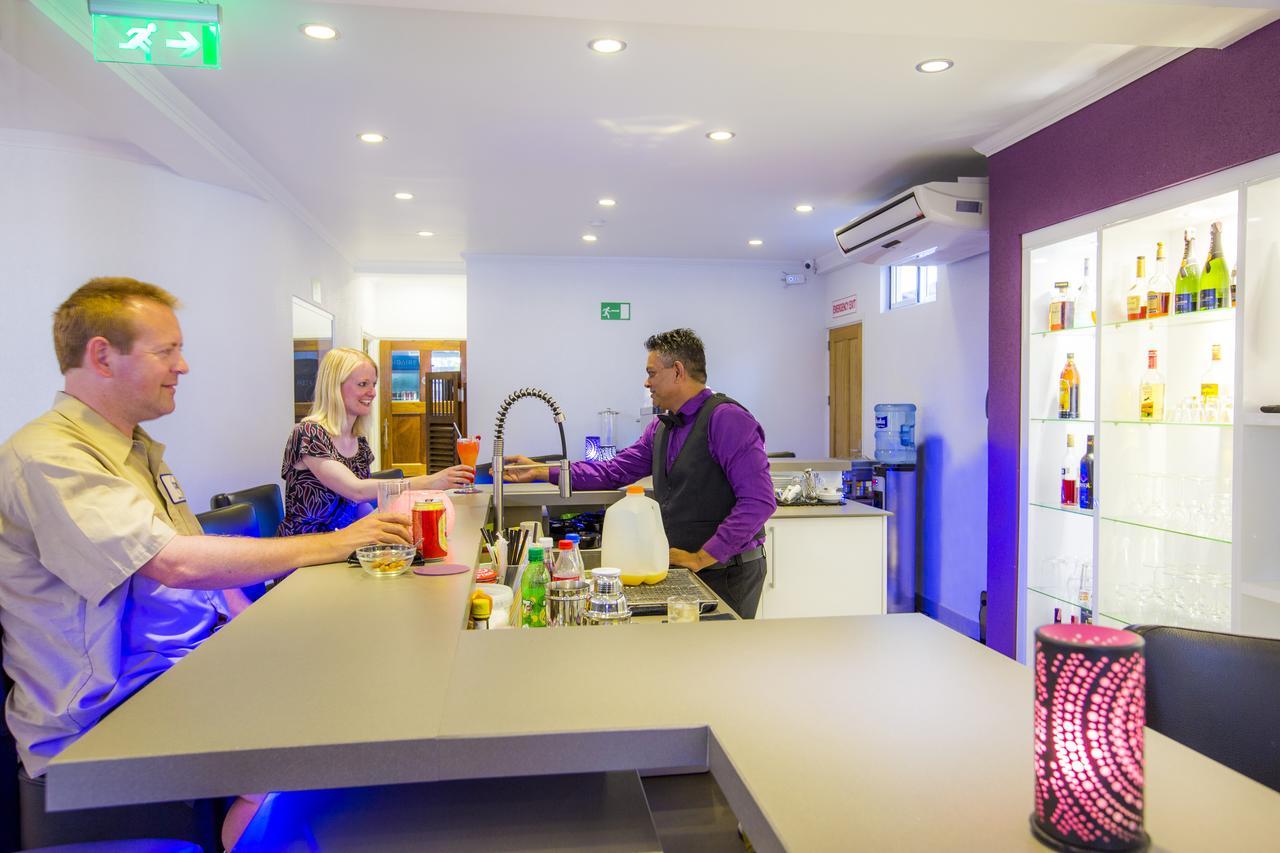 Q-Inn Boutique Hotel باراماريبو المظهر الخارجي الصورة